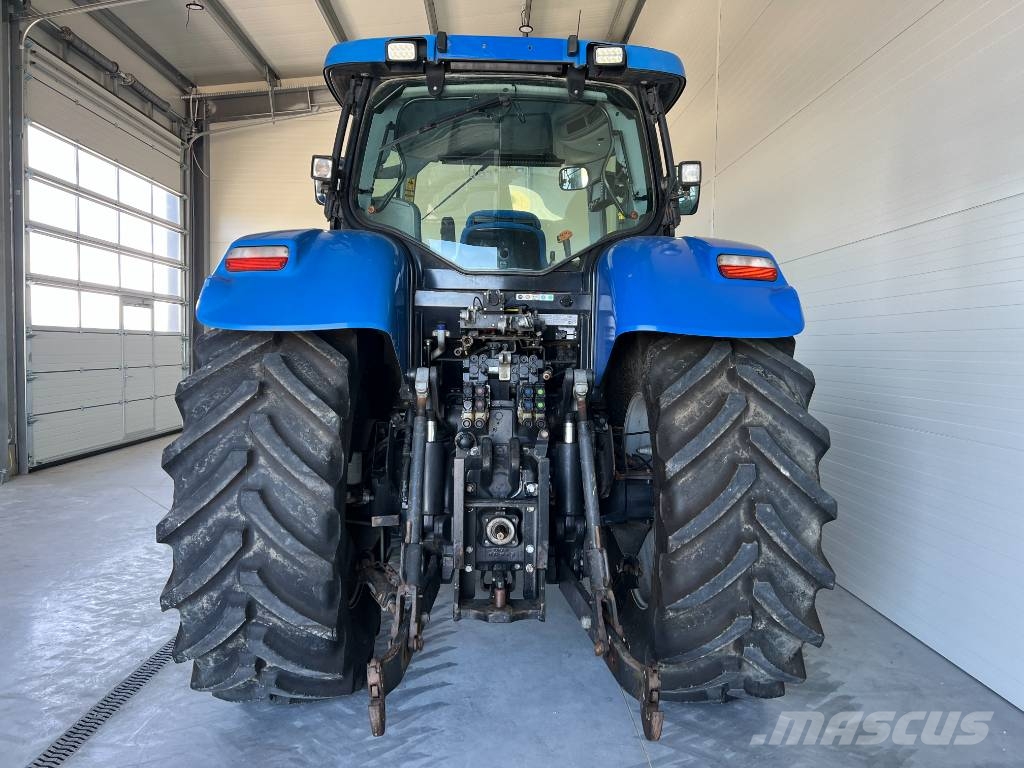 New Holland T 7060 Traktorer