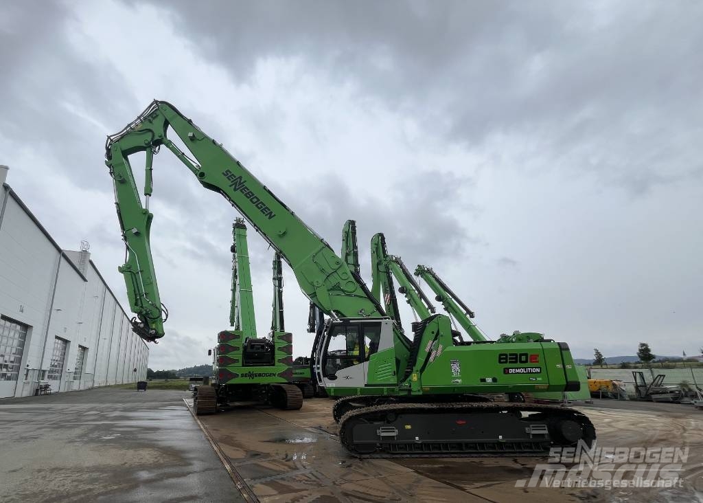 Sennebogen 830 R Demolition excavators