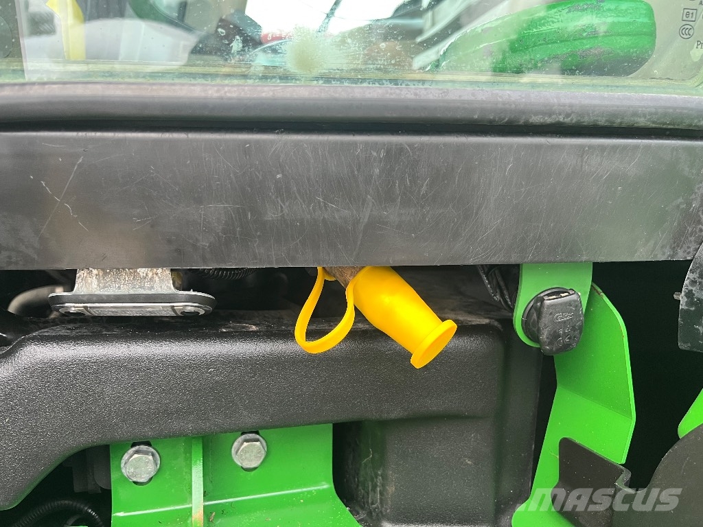 John Deere 6R 250 트랙터