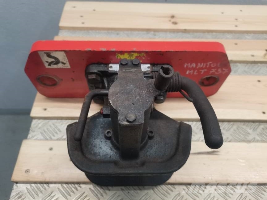 Manitou MLT 747 automatic hitch Alváz és felfüggesztés