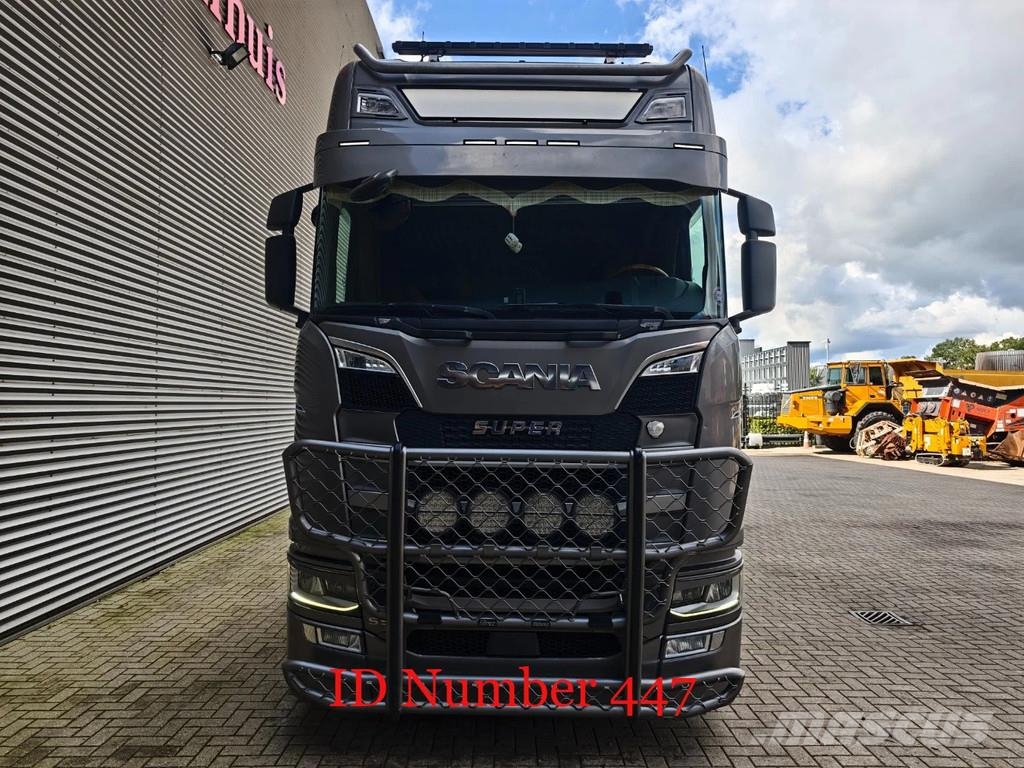 Scania S580 V8 6x2 Bougie Tegljači