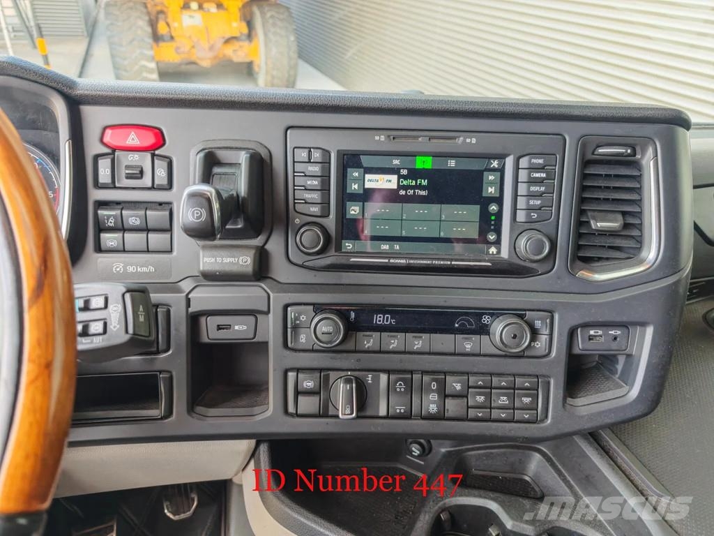 Scania S580 V8 6x2 Bougie Tegljači