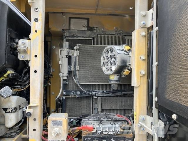 CAT CAT00313 Εκσκαφείς με ερπύστριες
