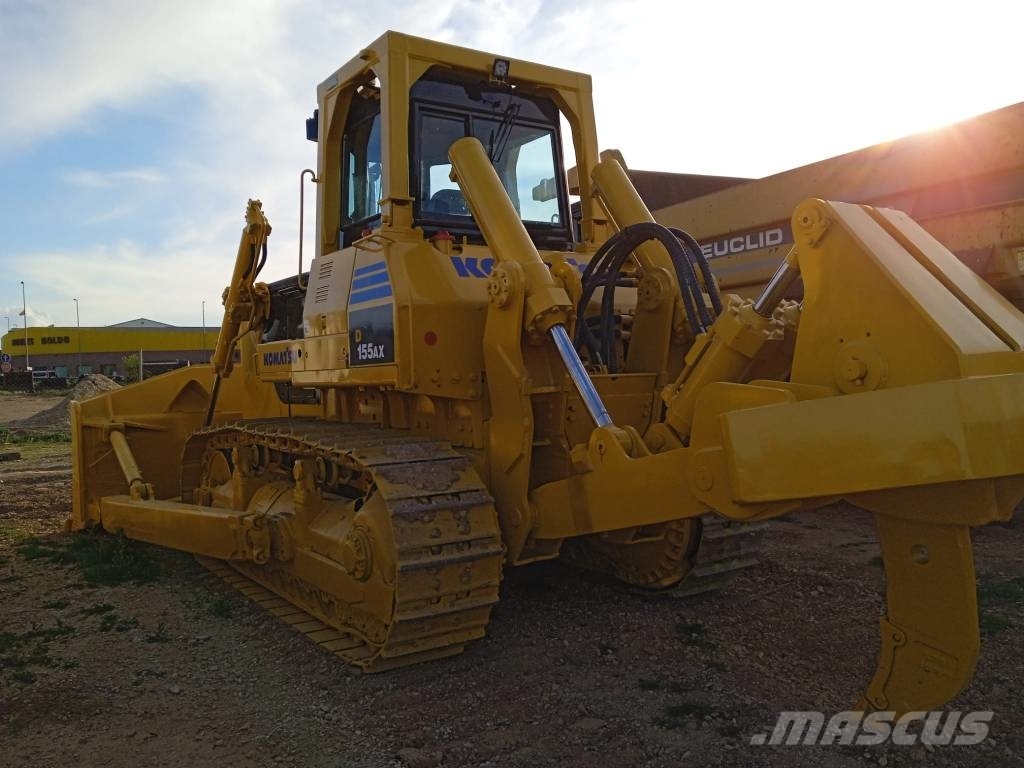 Komatsu D 155 AX-3 Telaketjupuskutraktorit