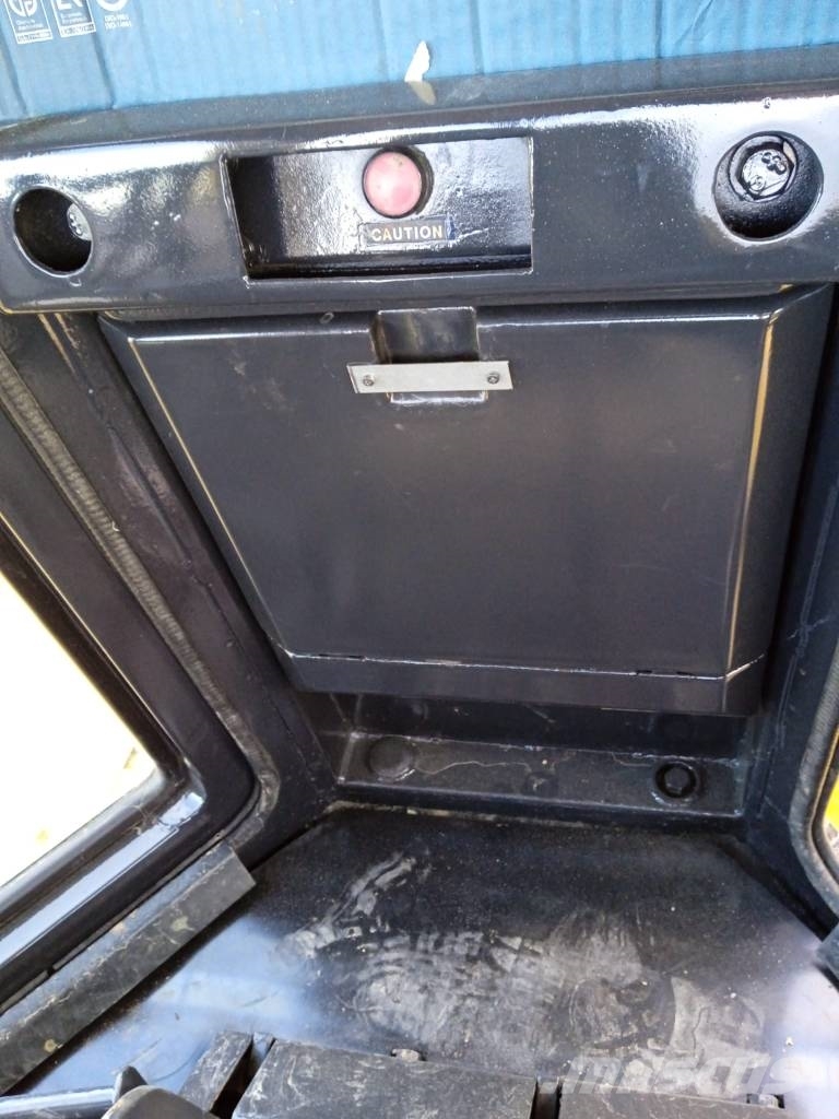 Komatsu D 155 AX-3 Telaketjupuskutraktorit