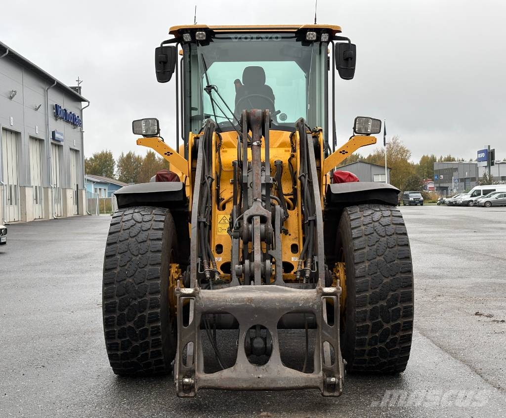 Volvo L 90 H Iekrāvēji uz riteņiem
