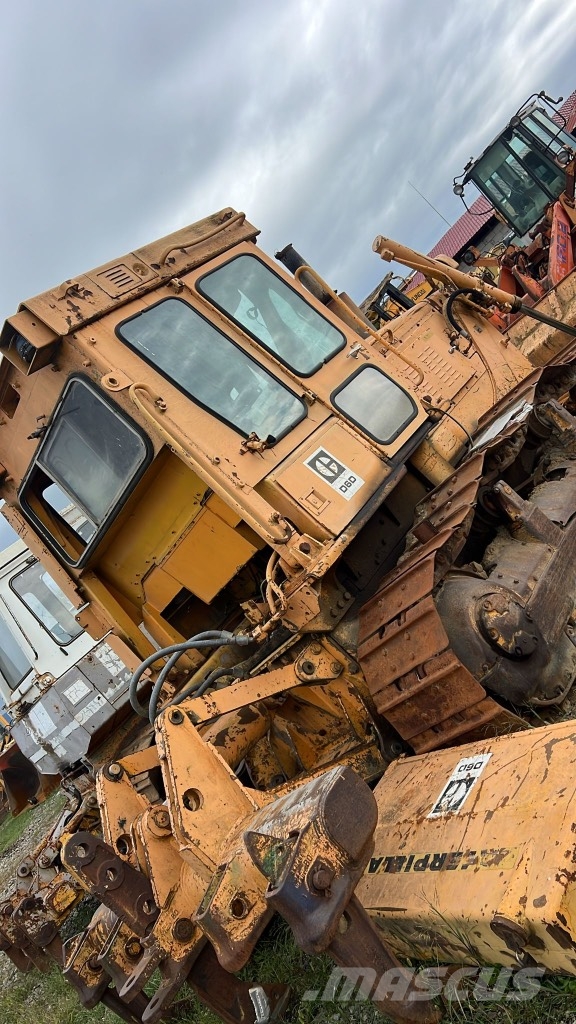 CAT D 6 D Chassis
