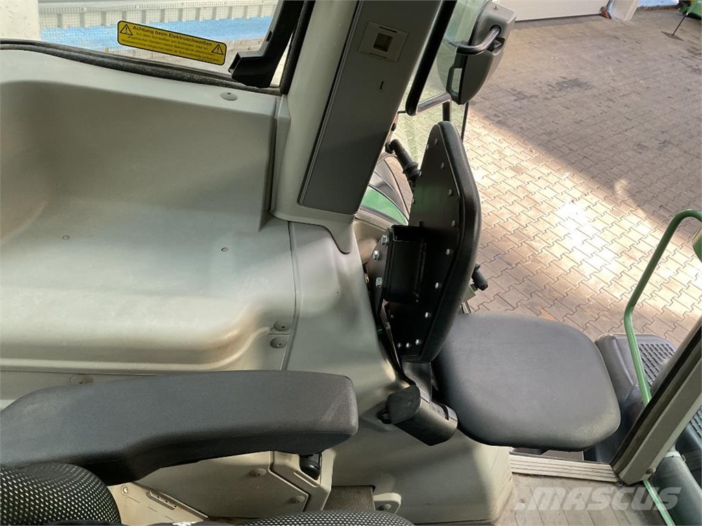 Fendt 818 Vario TMS Traktori