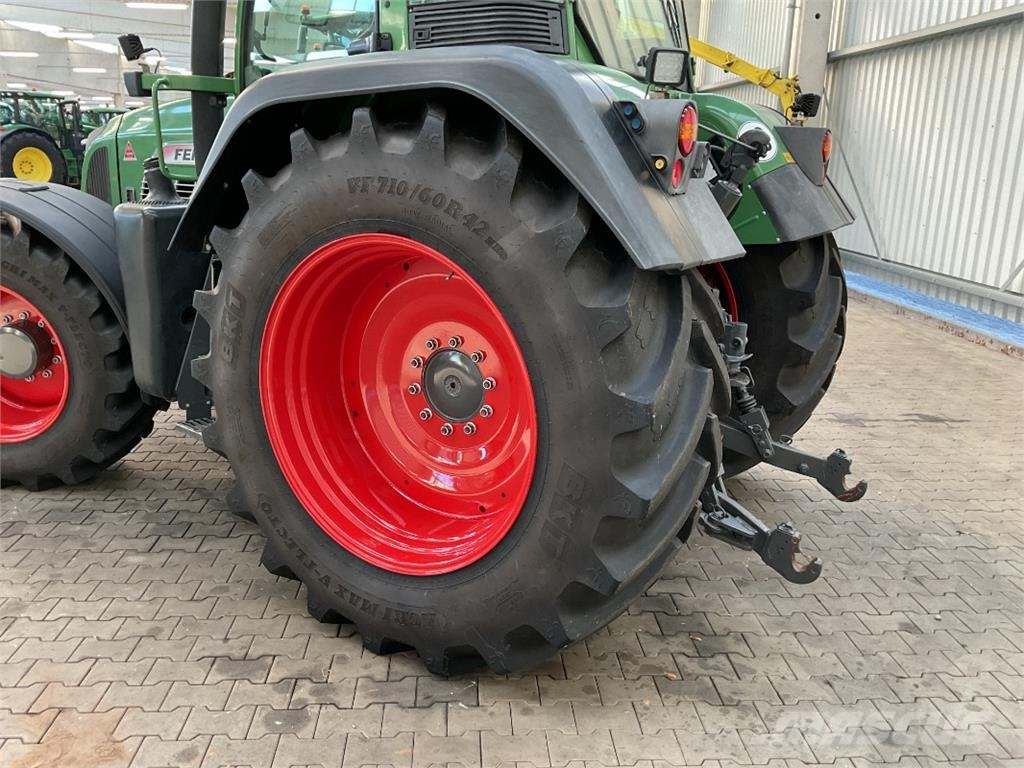 Fendt 818 Vario TMS Traktori