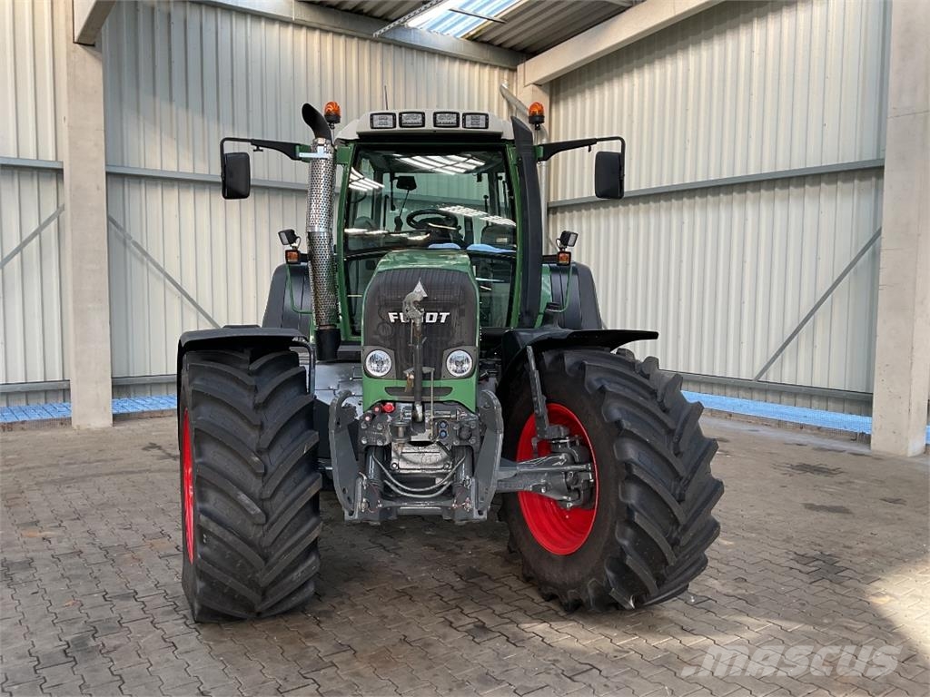 Fendt 818 Vario TMS Traktori