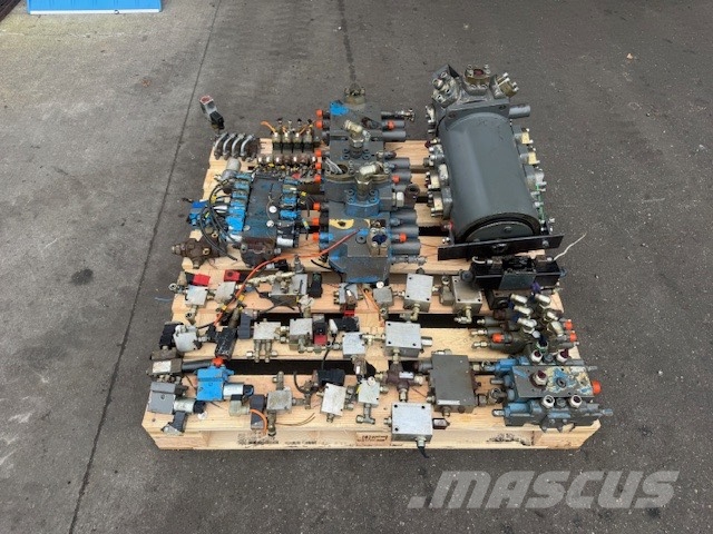 Sennebogen SR 35 W USED HYDRAULIC PARTS VALVE COMPLET Accessoires en onderdelen voor boormachines