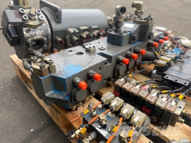Sennebogen SR 35 W USED HYDRAULIC PARTS VALVE COMPLET Accessoires en onderdelen voor boormachines