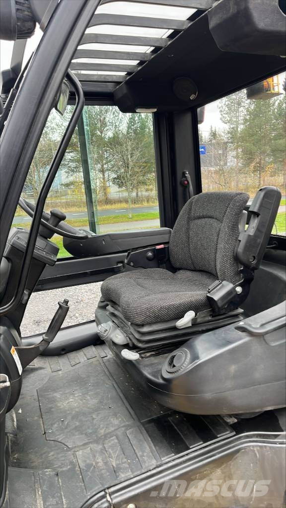 Yale GDP 80 VX6 Diesel heftrucks