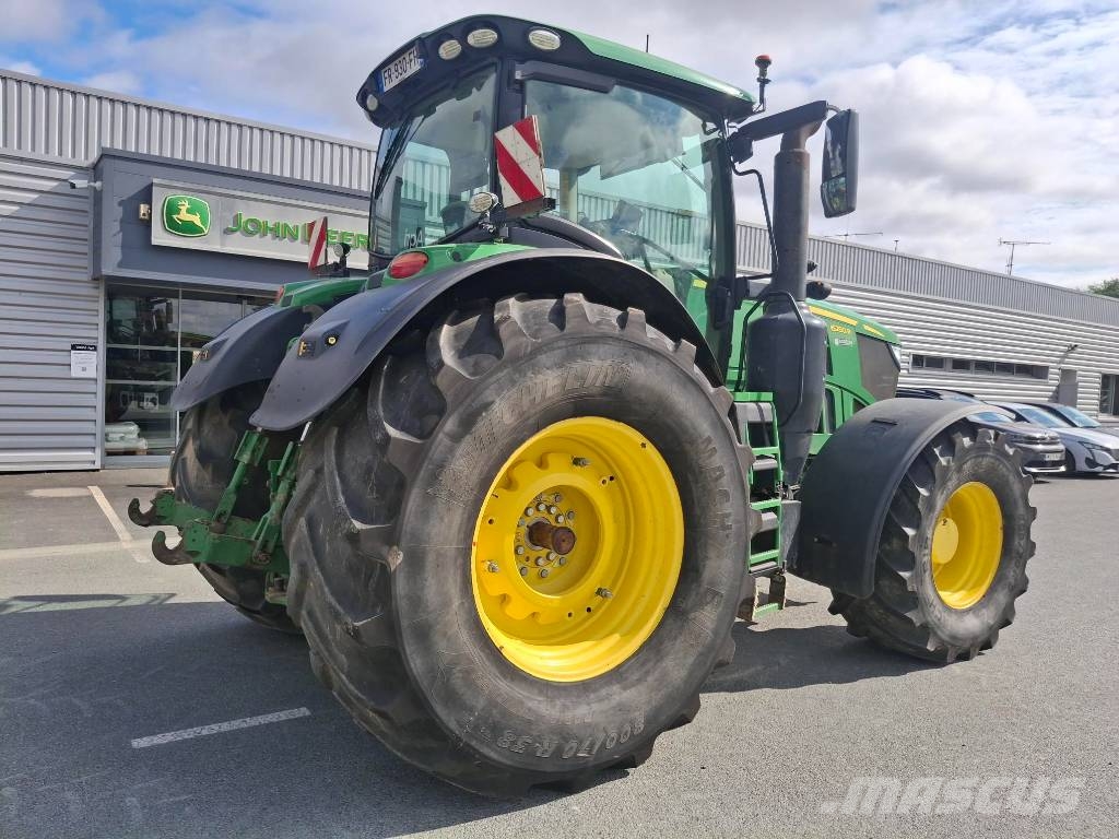 John Deere 6250 R الجرارات