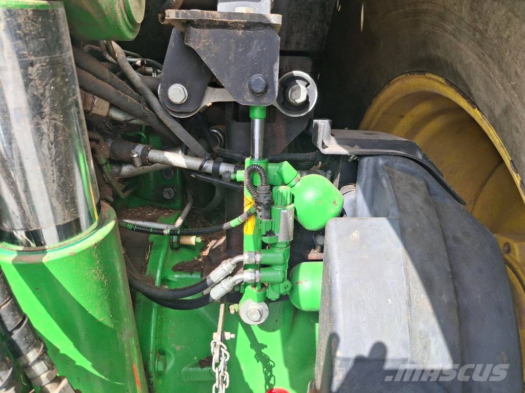John Deere 6250 R الجرارات