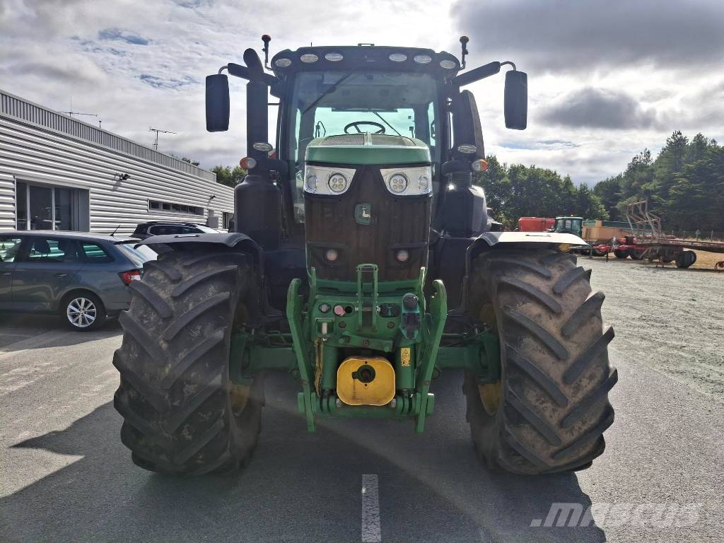 John Deere 6250 R الجرارات