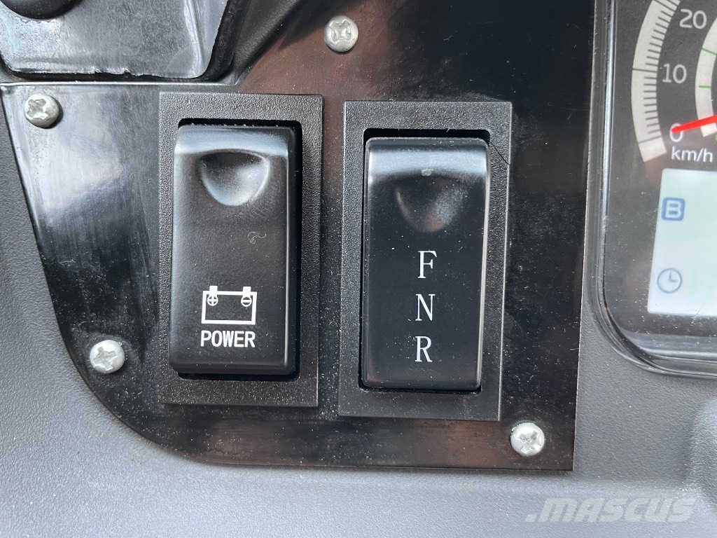 Frisian Motors Leffert FM-90 Мотовсюдиходи UTV
