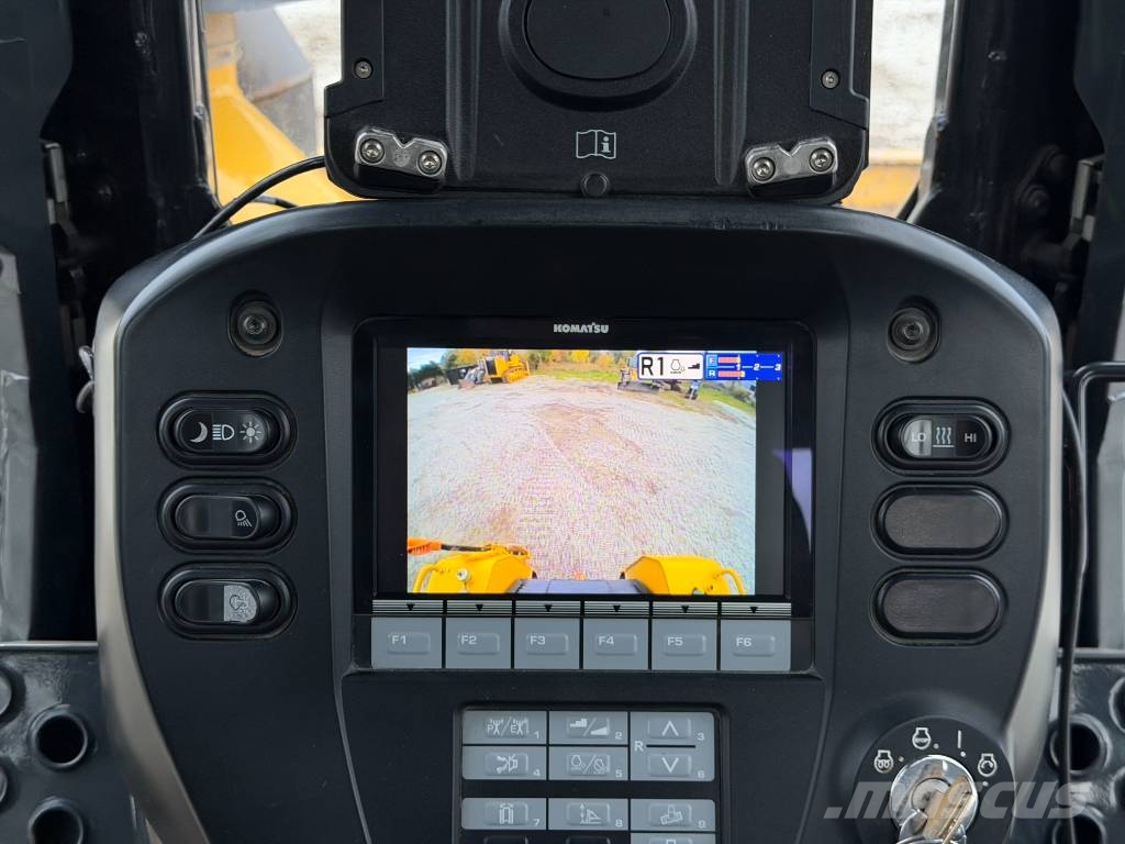 Komatsu D51PX-24E0 Buldooserid