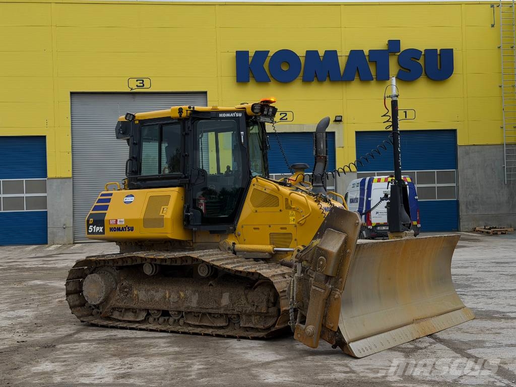 Komatsu D51PX-24E0 Buldooserid