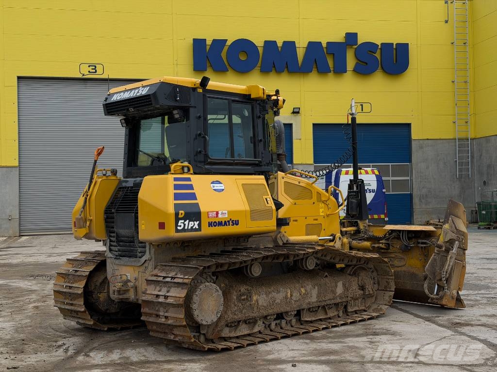 Komatsu D51PX-24E0 Buldooserid