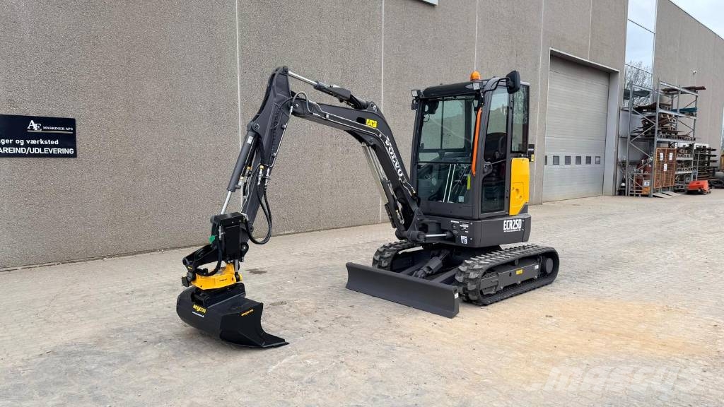 Volvo ECR 25 D Mini ekskavatörler, 7 tona dek