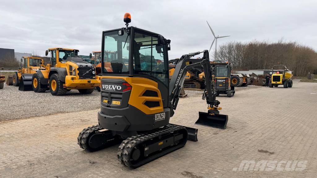 Volvo ECR 25 D Mini ekskavatörler, 7 tona dek