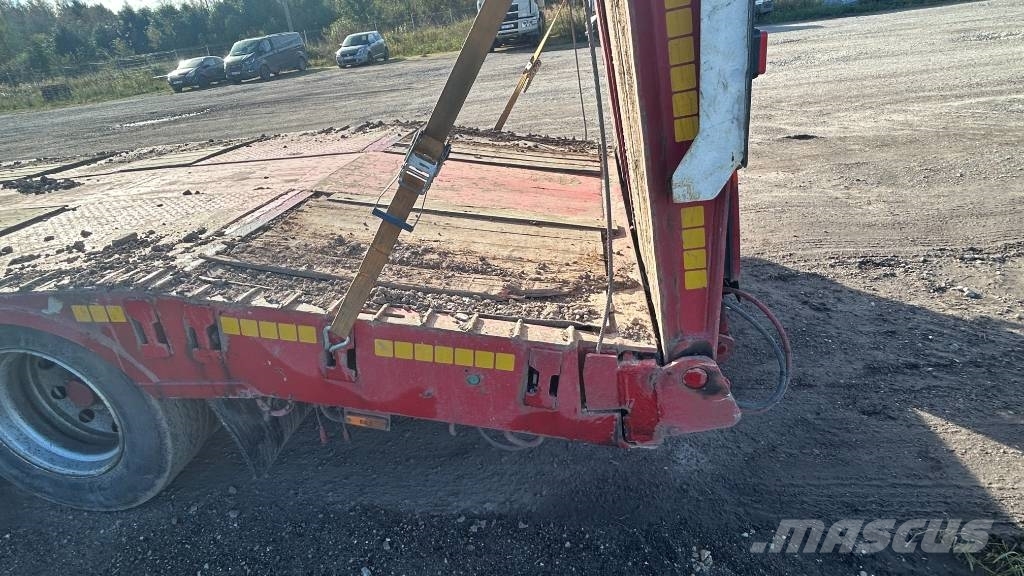 Andover SFCLEX 67 Полуремаркета за превоз на автомобили