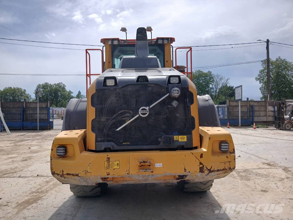 Volvo L110H 輪胎式裝載機