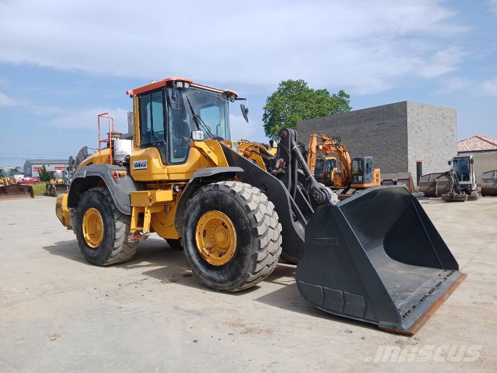 Volvo L110H 輪胎式裝載機