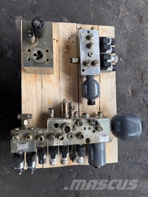 O&K MH 6.6 HYDRAULIC BLOCK Hydraulics