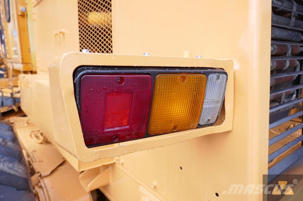 Mitsubishi MG300 Niveladoras