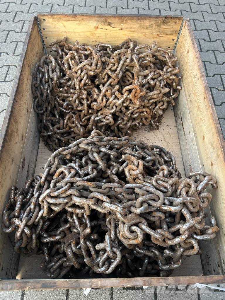 Unknown Tyre chain 710/45 26,5 Gumiabroncsok, kerekek és felnik