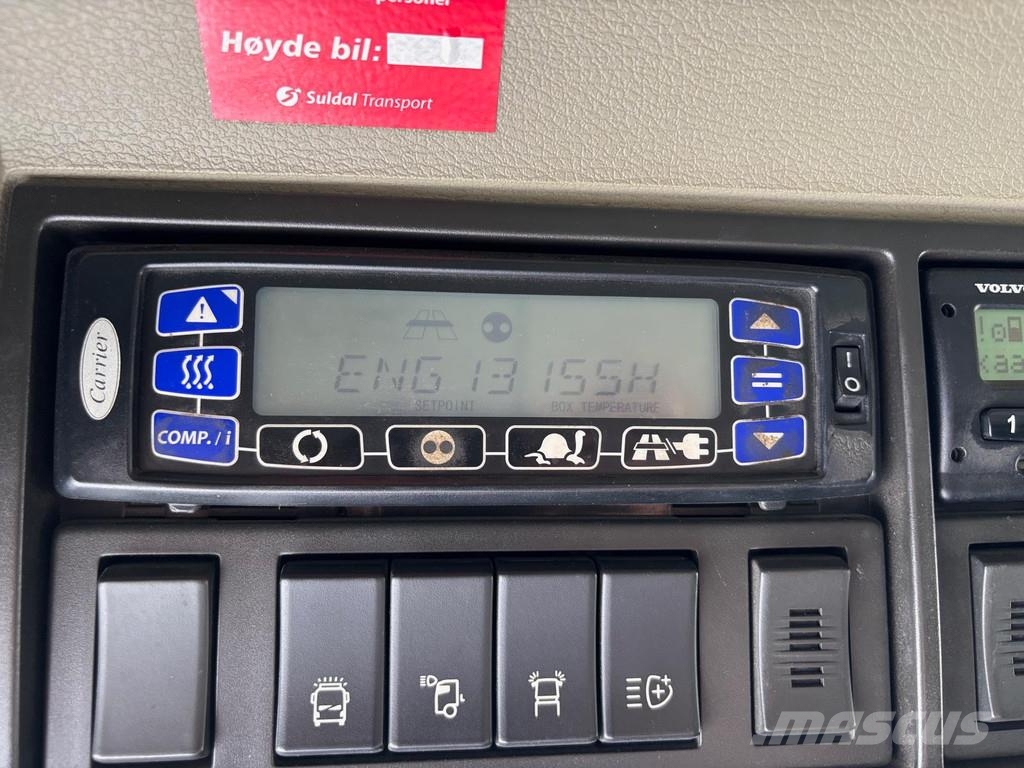 Volvo FM500 6x2*4 + RETARDER + CARRIER SUPRA 1250 + DOUB Temperature controlled trucks