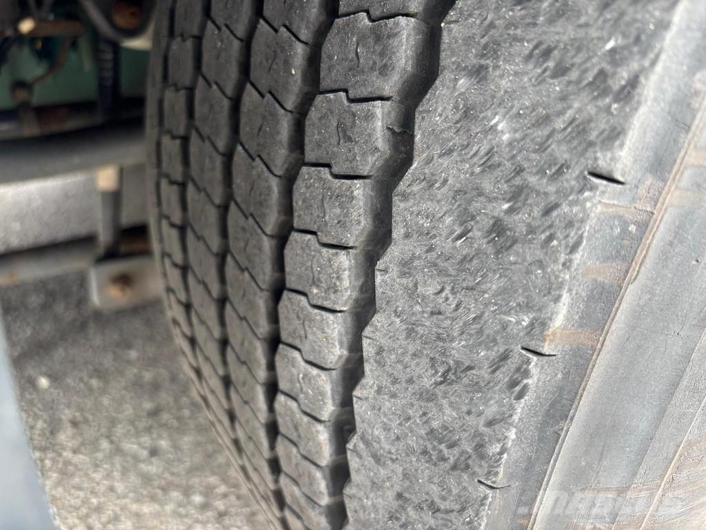 Volvo FM500 6x2*4 + RETARDER + CARRIER SUPRA 1250 + DOUB Temperature controlled trucks