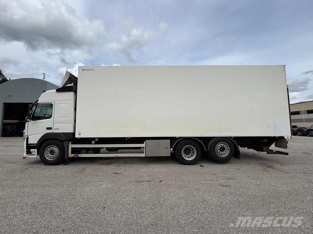 Volvo FM500 6x2*4 + RETARDER + CARRIER SUPRA 1250 + DOUB Temperature controlled trucks
