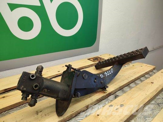 John Deere 3280 (LT05MKA-31080) valve brake Καμπίνες και εσωτερικό