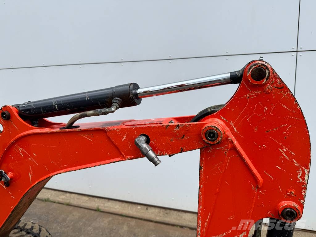 Kubota U10-3 - Hydr. Undercarriage / Hammer Lines Miniexcavadoras