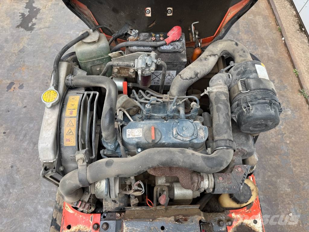 Kubota U10-3 - Hydr. Undercarriage / Hammer Lines Miniexcavadoras