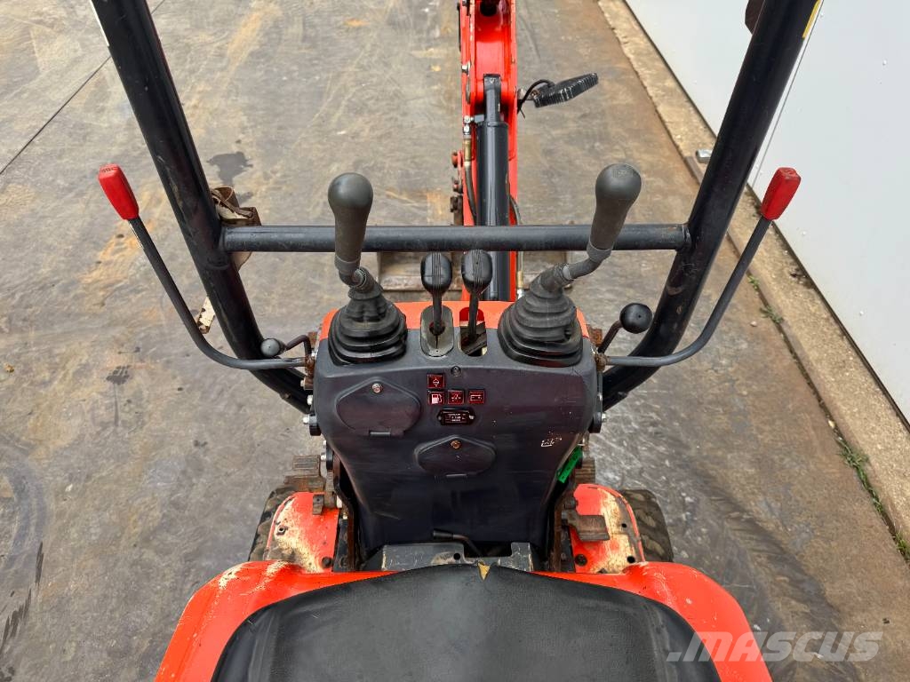 Kubota U10-3 - Hydr. Undercarriage / Hammer Lines Miniexcavadoras