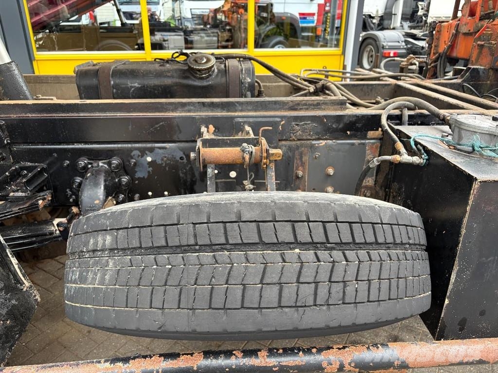 DAF 2300 + PALFINGER PK10500B4---3X EXT. + 4X4 + 3-SID Rabljeni žerjavi za vsak teren