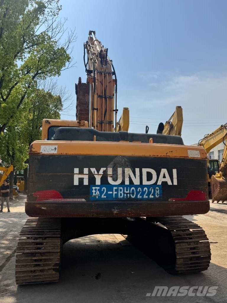 Hyundai 220LC-9S Midi bagri 7t – 12t