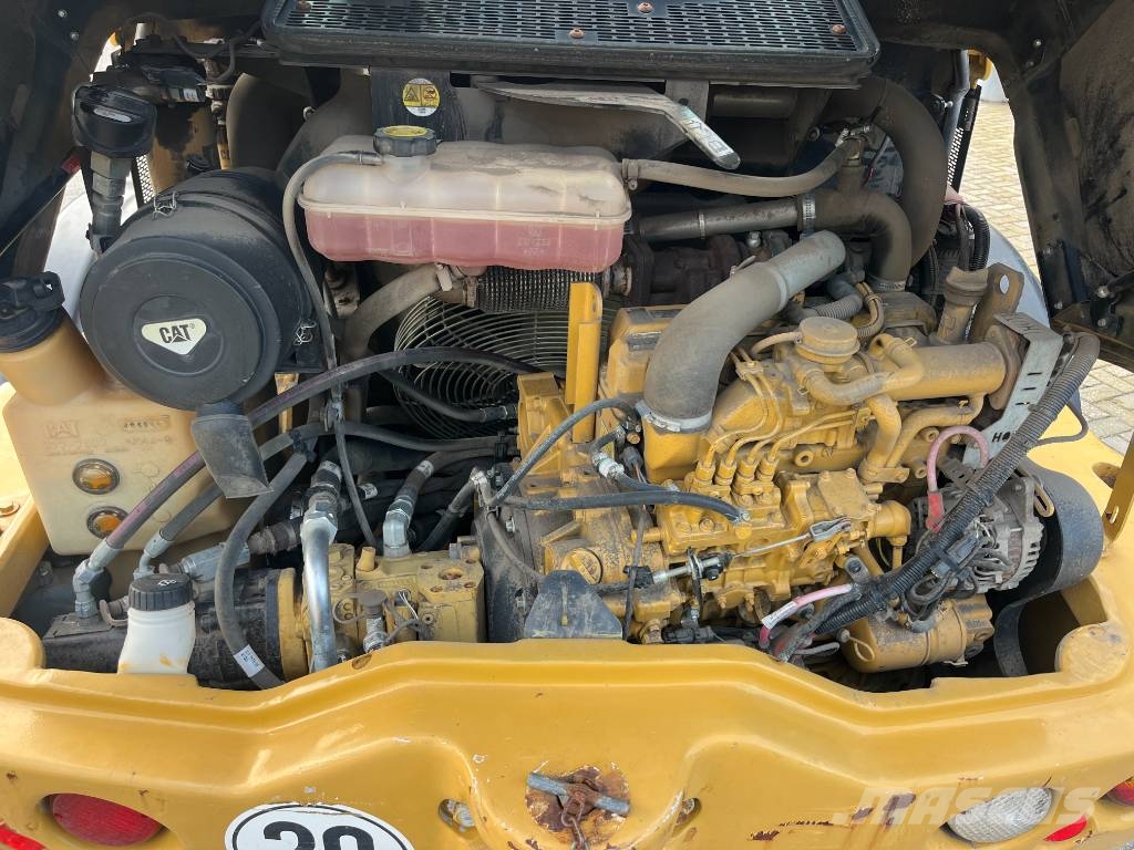 CAT 908 H 2 Kolesni nakladalci