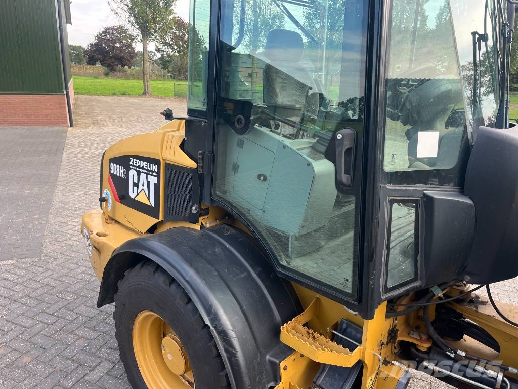 CAT 908 H 2 Kolesni nakladalci