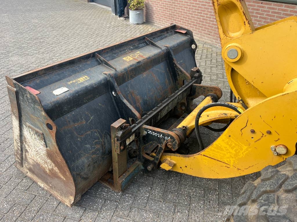 CAT 908 H 2 Kolesni nakladalci
