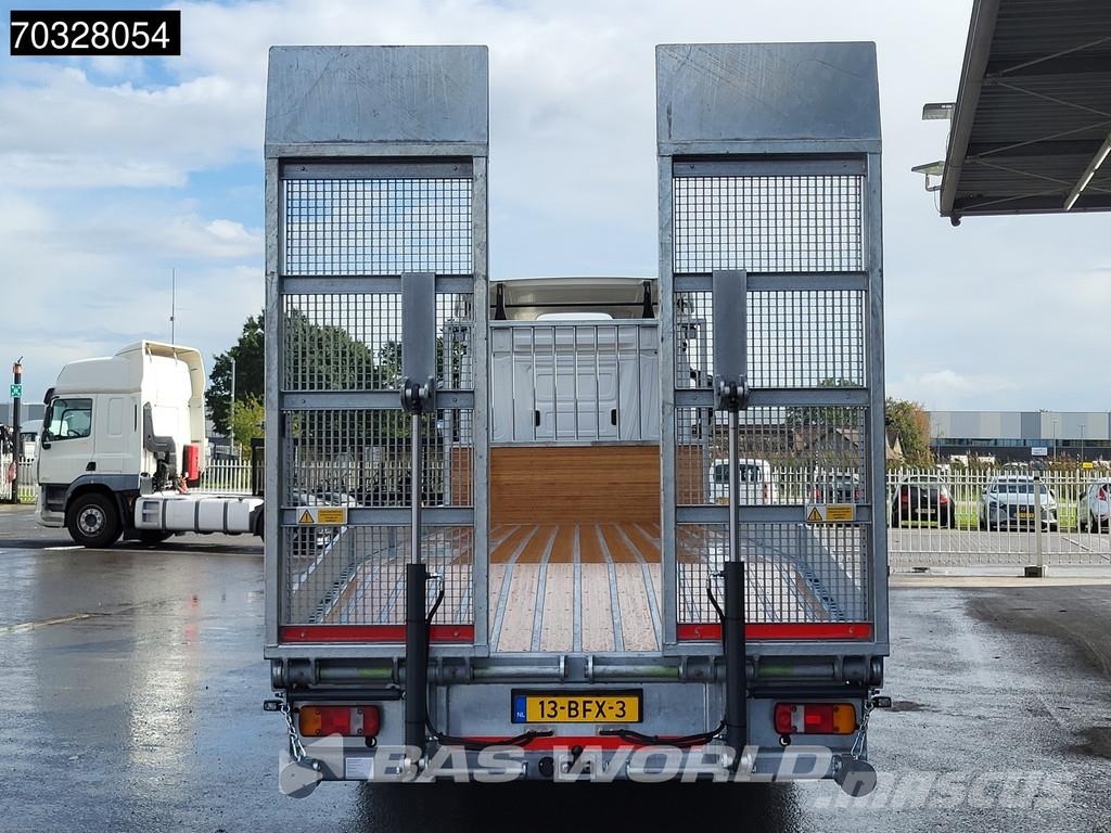 Mercedes-Benz Antos 2735 6X2 Machine transporter Oprijwagen Hydr Автовози
