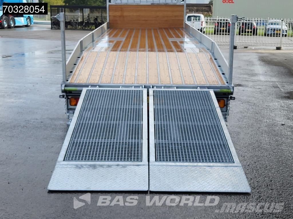 Mercedes-Benz Antos 2735 6X2 Machine transporter Oprijwagen Hydr Автовози