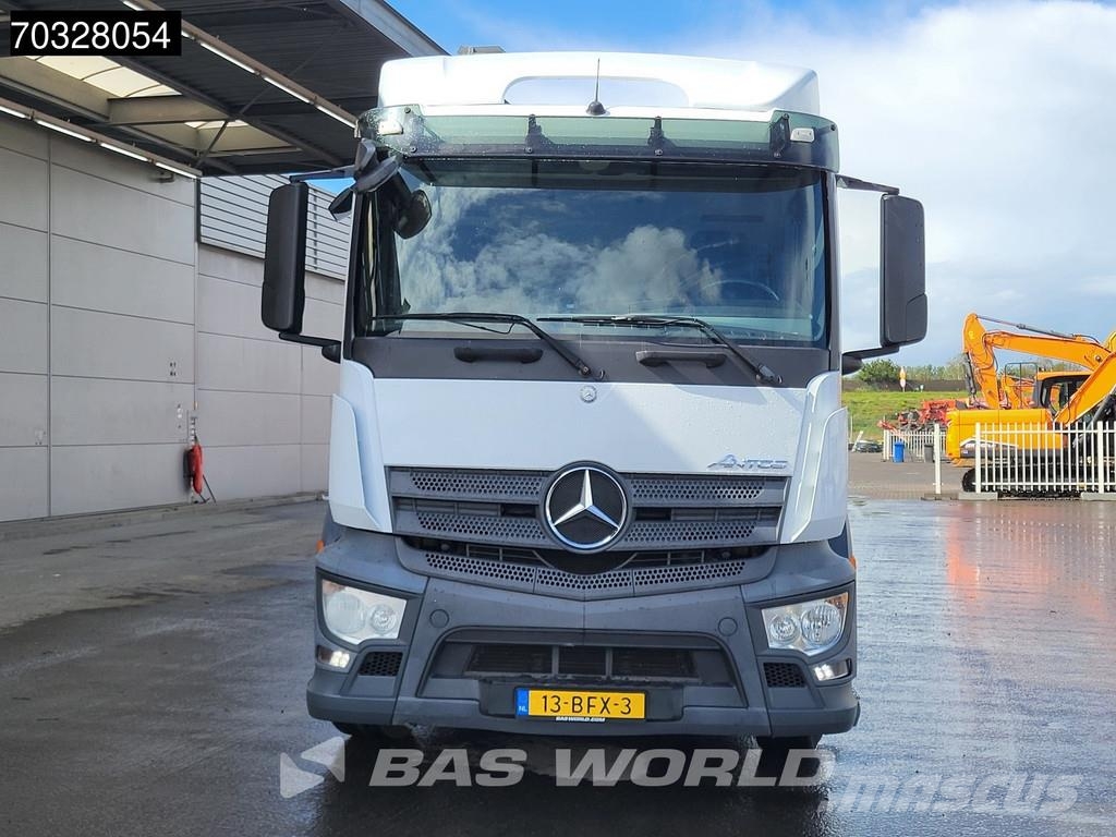 Mercedes-Benz Antos 2735 6X2 Machine transporter Oprijwagen Hydr Автовози