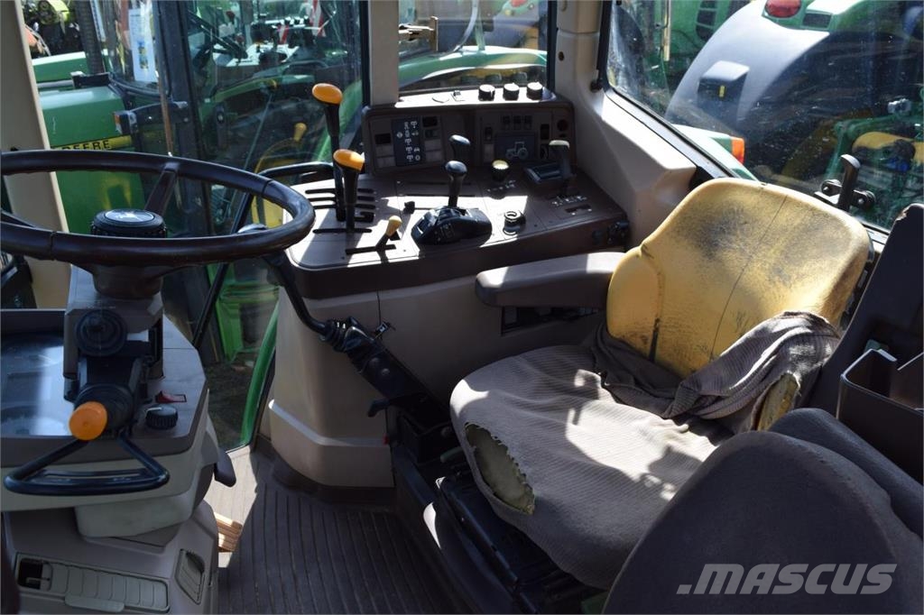 John Deere 6210 曳引機
