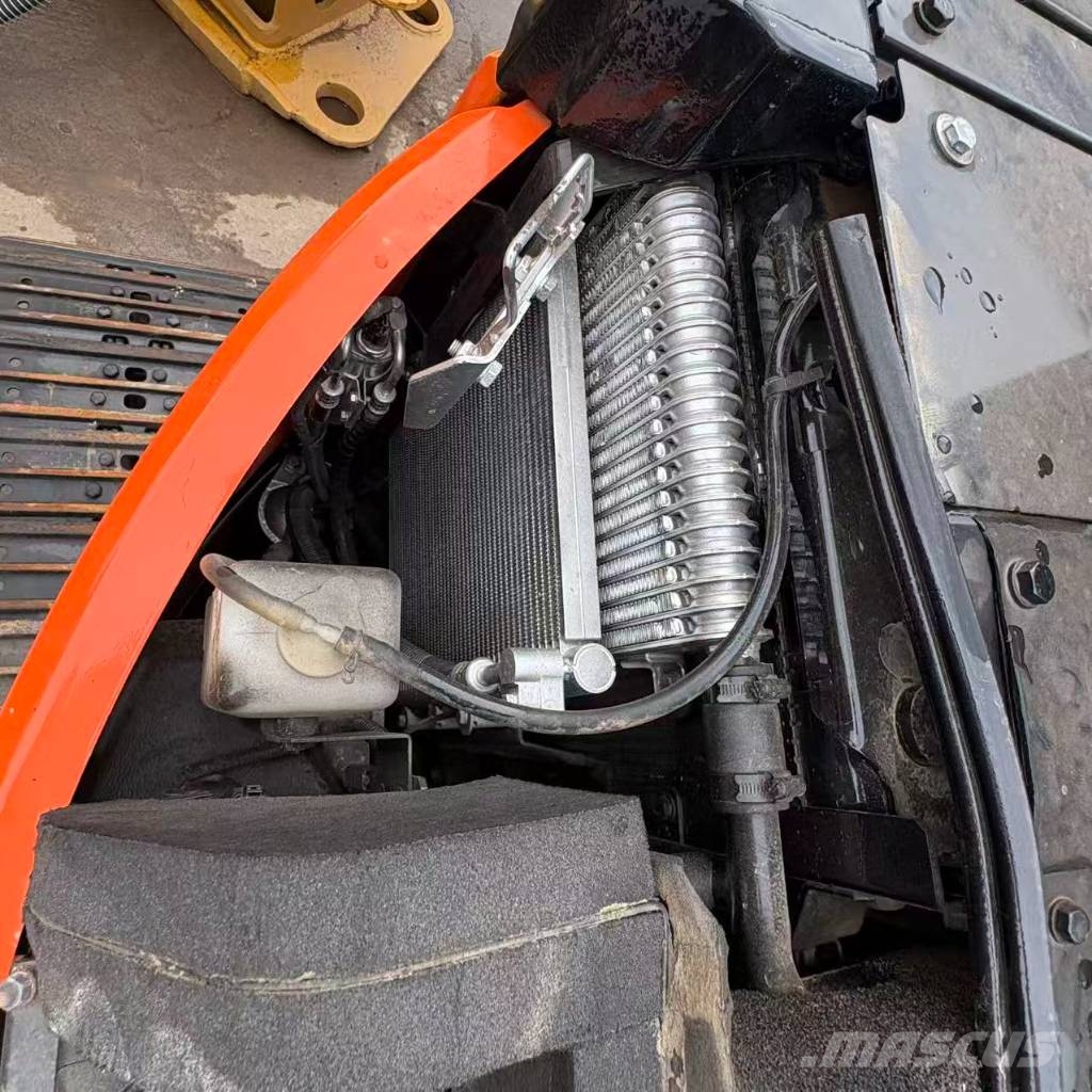 Hitachi ZX50U Гусеничні екскаватори