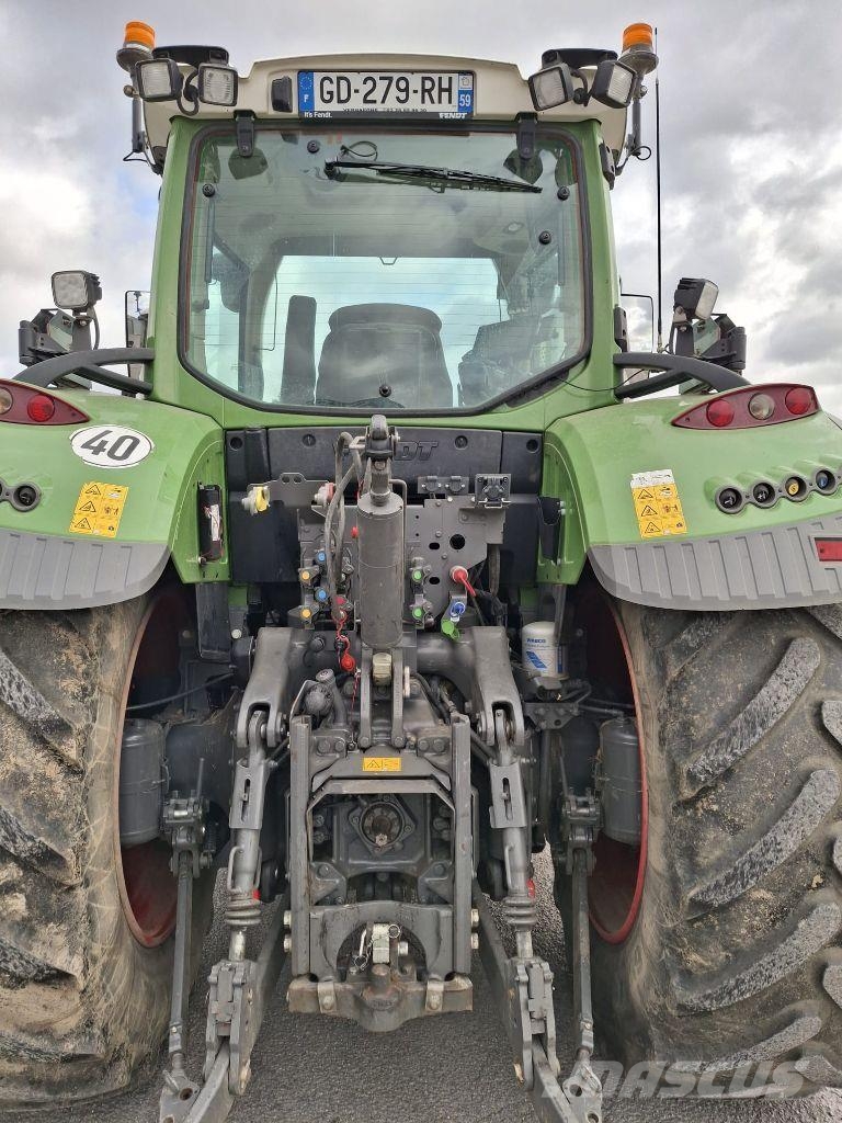 Fendt 720 VARIO PROFI + Tractors